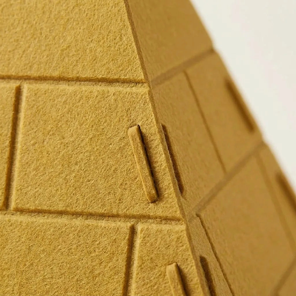 Felt edge and slot joint detail